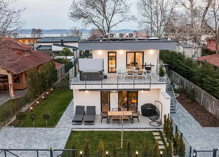 Balatonic Sky Lejlighed *